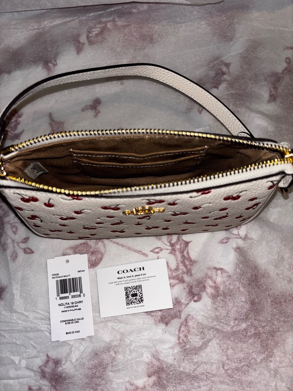 Coach Nolita 19 With Cherry Print Bag CEX29 New - Picture 11 of 12